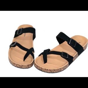 Women sandals